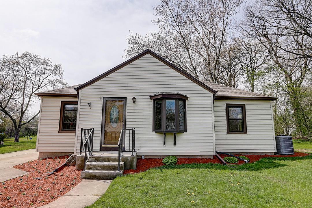 12545 W Cleveland Ave, New Berlin, WI 53151