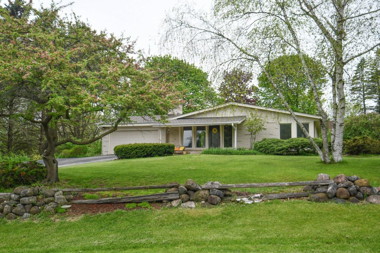 W277N4839 Lynndale Ln., Lisbon, WI 53072