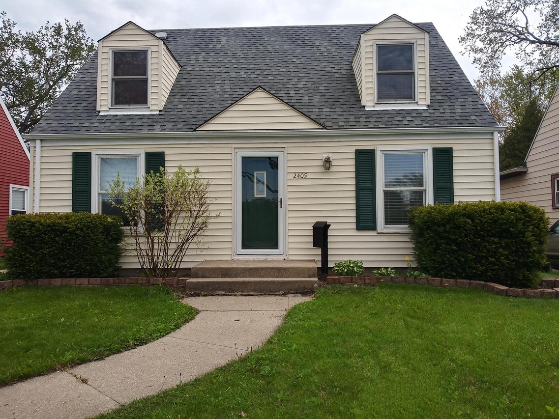 2409 Blaine Ave, Racine, WI 53405