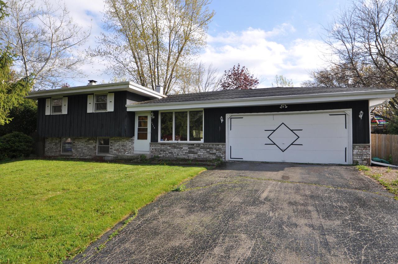 2535 Aster Ct., Caledonia, WI 53402