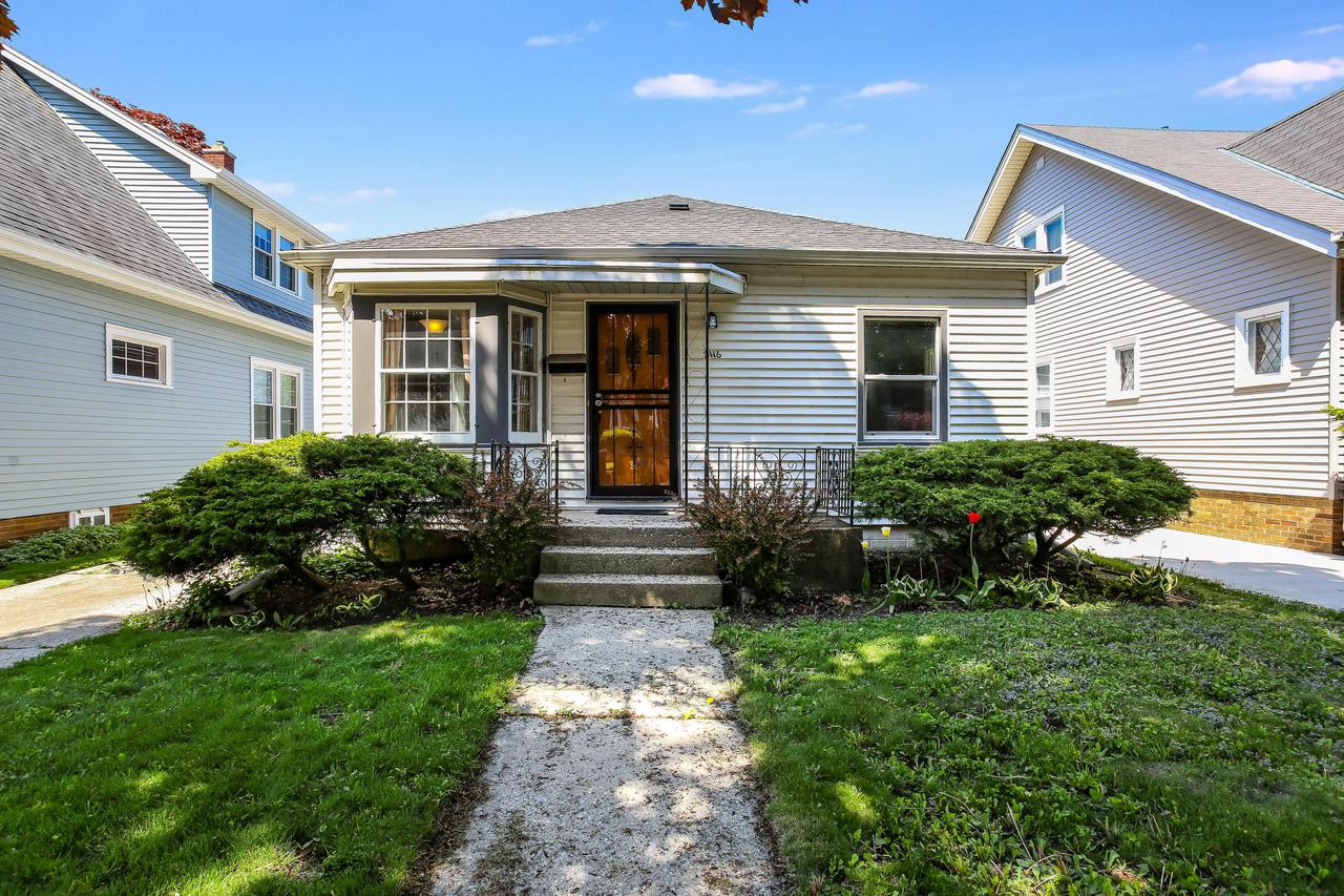 2116 Ashland Ave, Racine, WI 53403