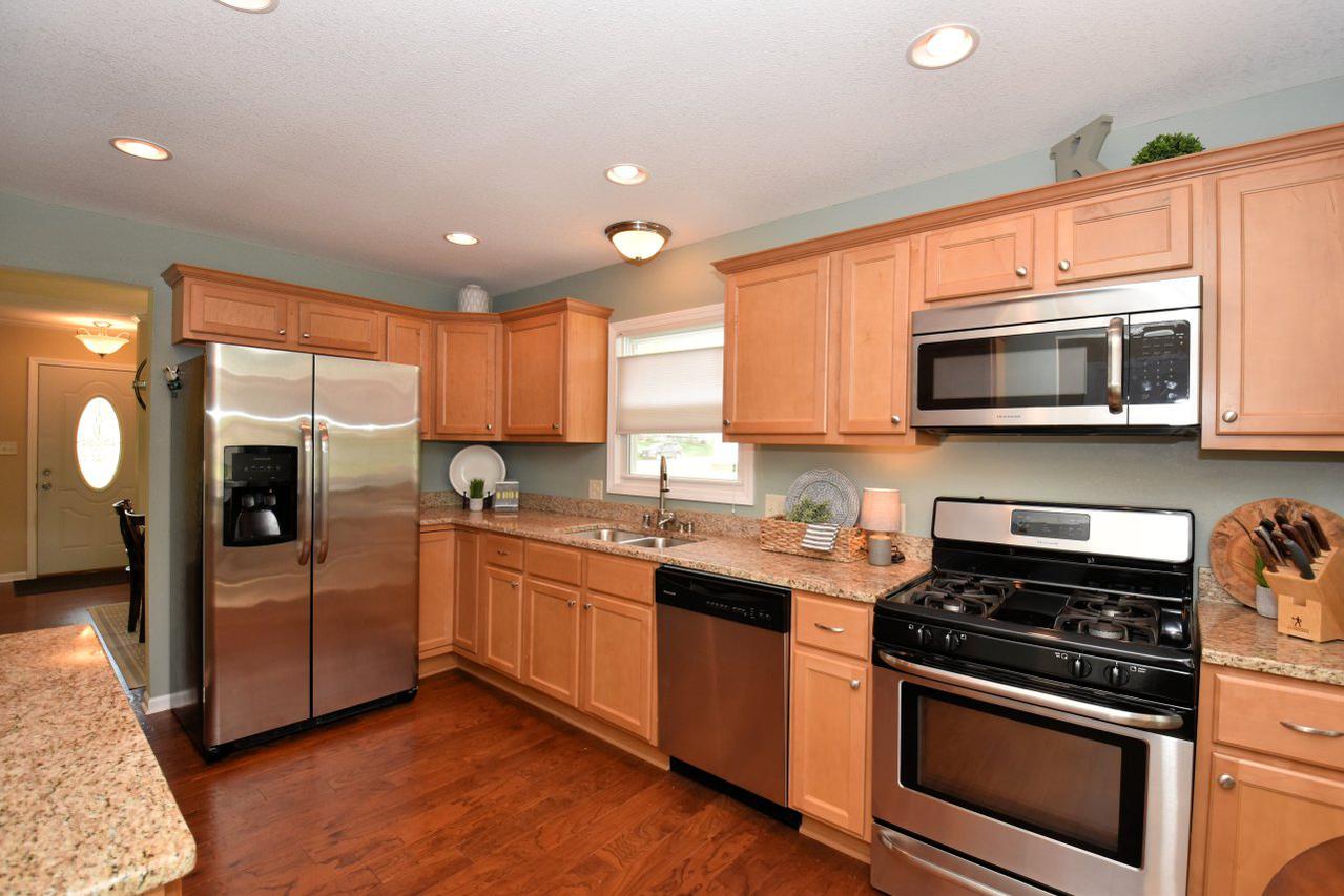 12311 W Woodland Ave, Wauwatosa, WI 53226