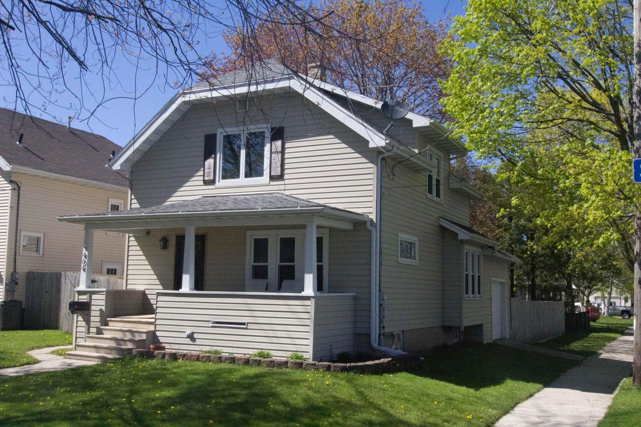 404 St Clair St., Manitowoc, WI 54220