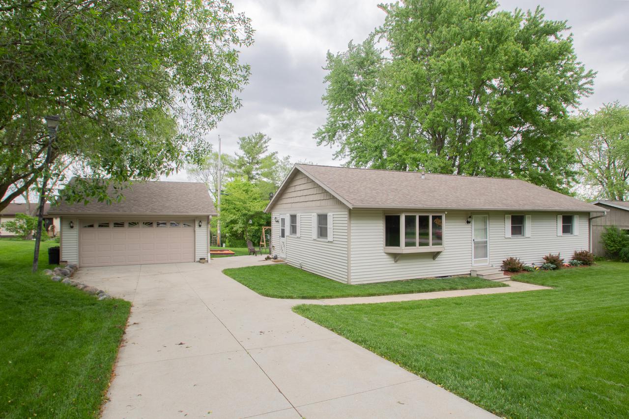 W1438 Marietta Ave., Ixonia, WI 53036