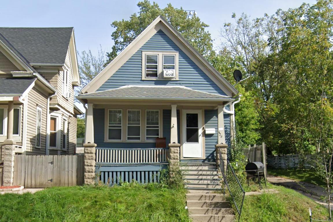 426 N 39th St, Milwaukee, WI 53208