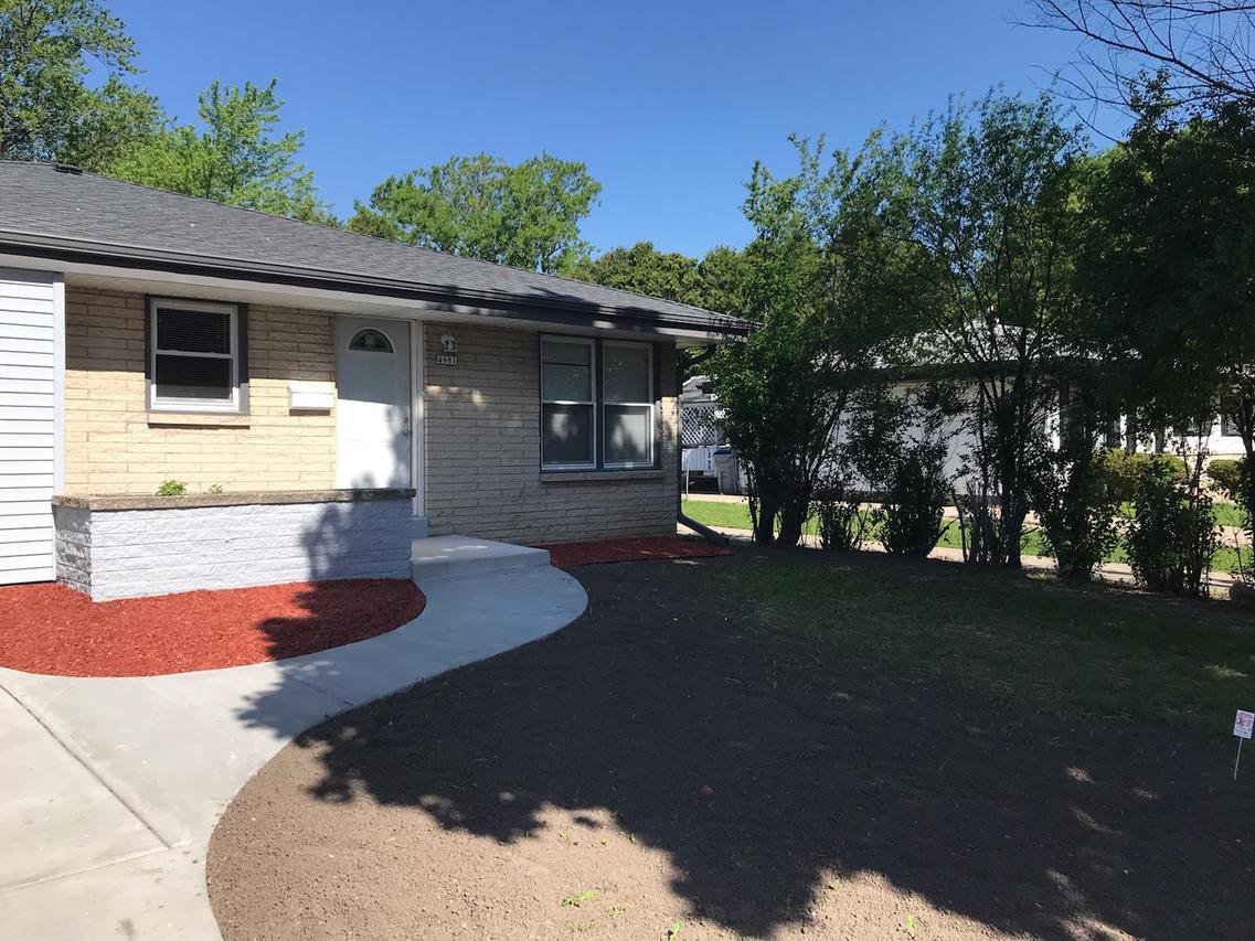 4981 N 85th St., Milwaukee, WI 53225