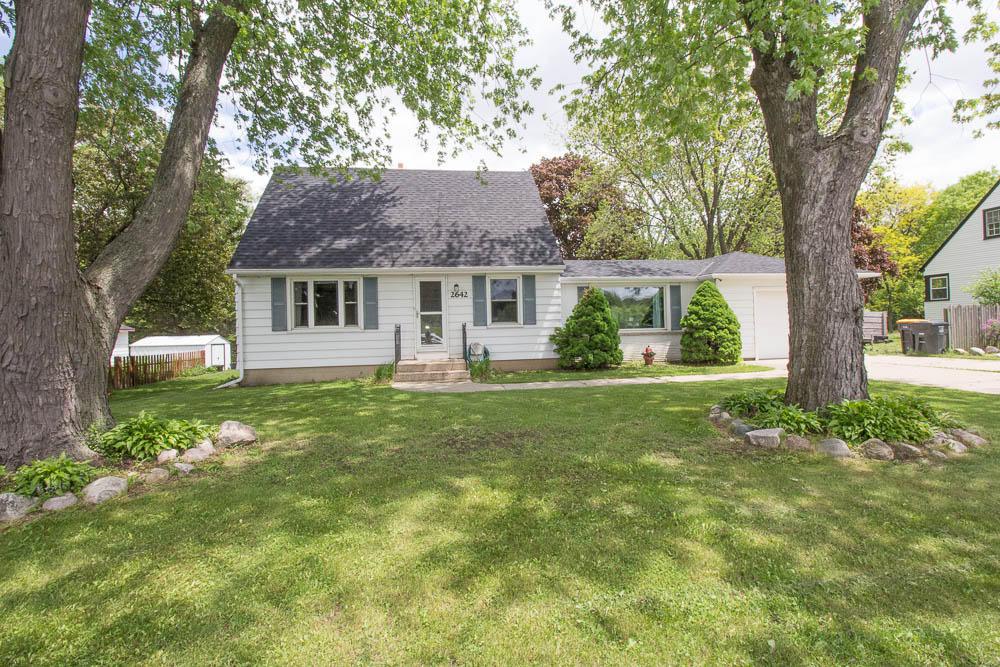 2642 N 112th St., Wauwatosa, WI 53226