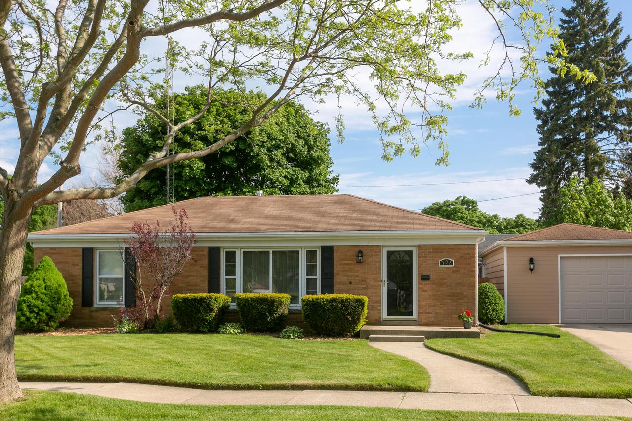 701 Lombard Ave, Racine, WI 53402