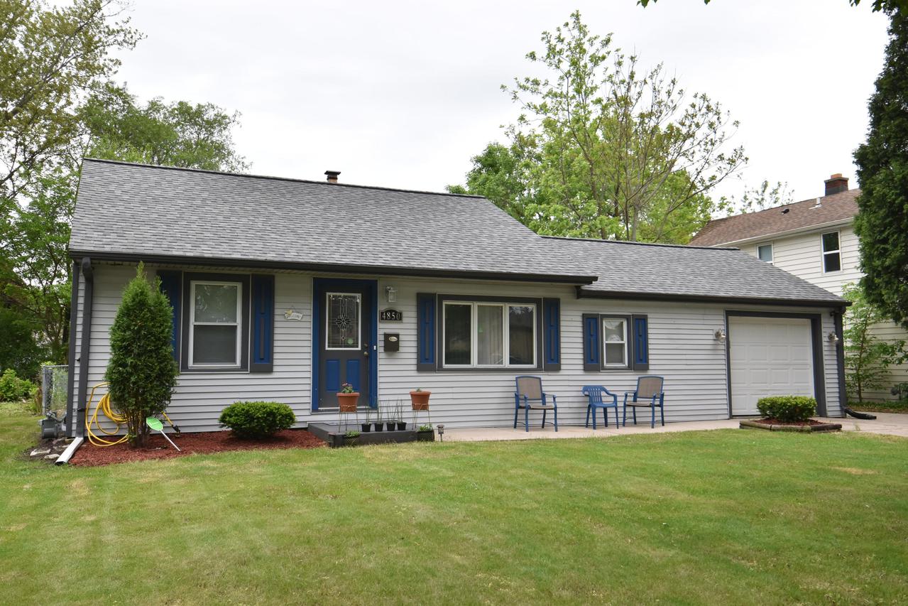 4850 N 89th St., Milwaukee, WI 53225