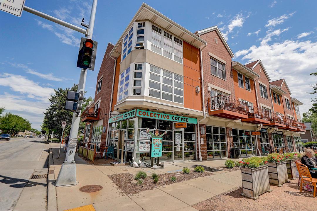 2288 N Swan Blvd., Wauwatosa, WI 53226