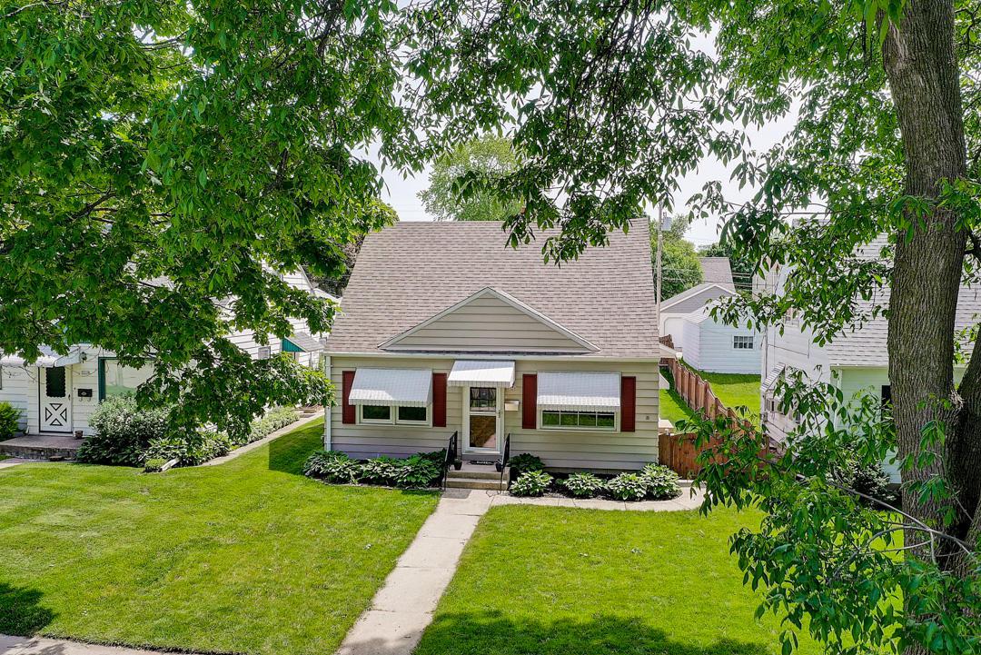 3328 N 85th St, Milwaukee, WI 53222