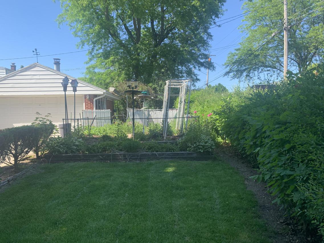 10026 W Highwood  Ave., Wauwatosa, WI 53222