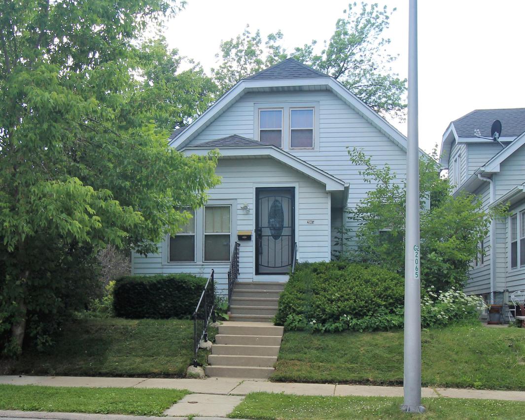 2065 S 70th St., West Allis, WI 53219