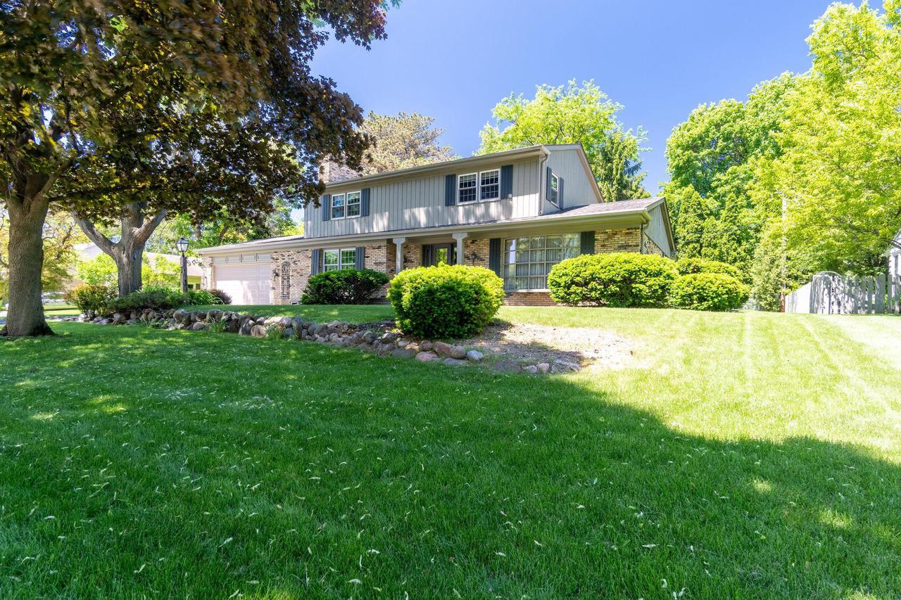 12224 W Woodland Ave., Wauwatosa, WI 53226