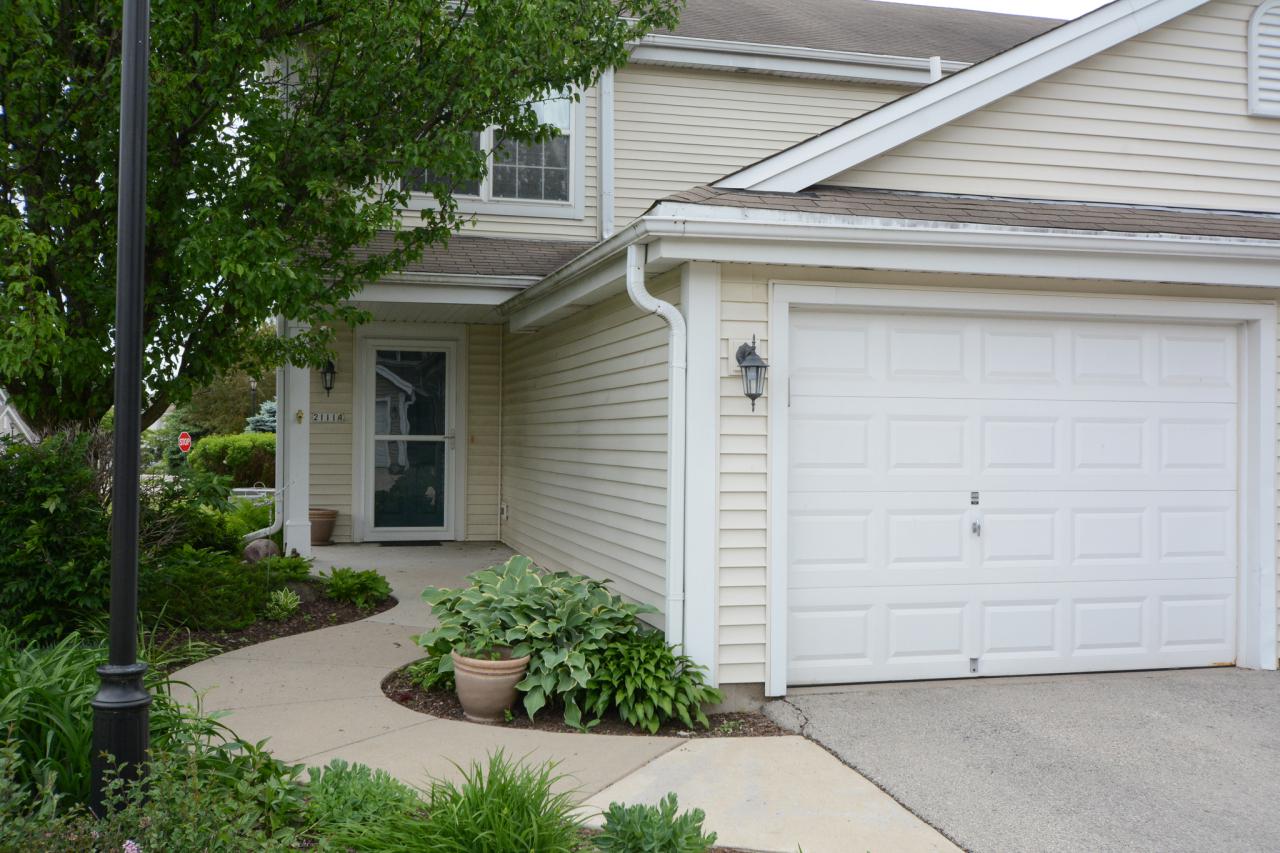 2111 E Broadway #A, Waukesha, WI 53186