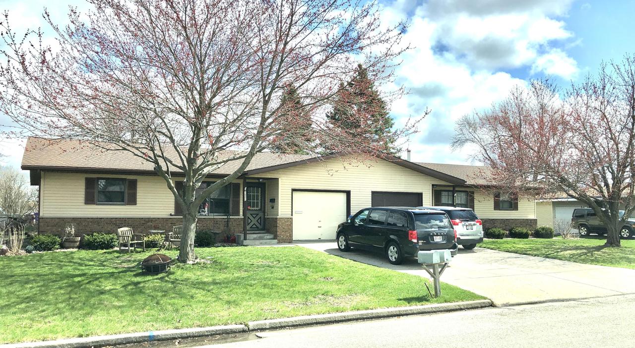 1007 Werner St, Watertown, WI 53098