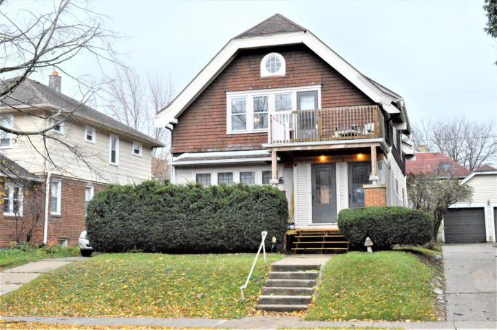 5803 W Wells St. #5805, Wauwatosa, WI 53213