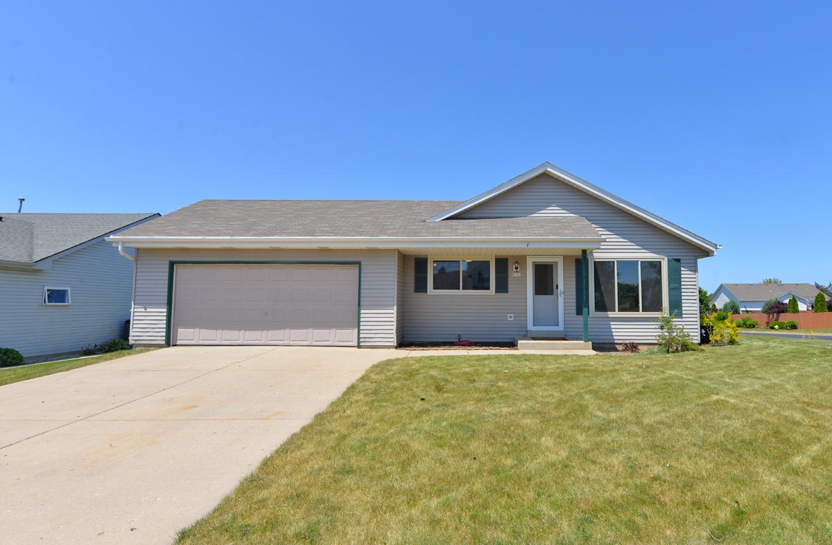 8700 Camelot Trace, Sturtevant, WI 53177