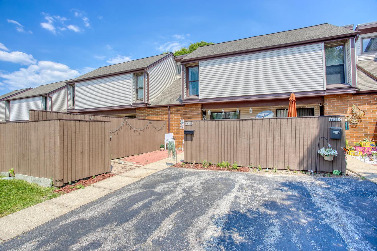 1631 W Edgerton Ave. #F, Milwaukee, WI 53221