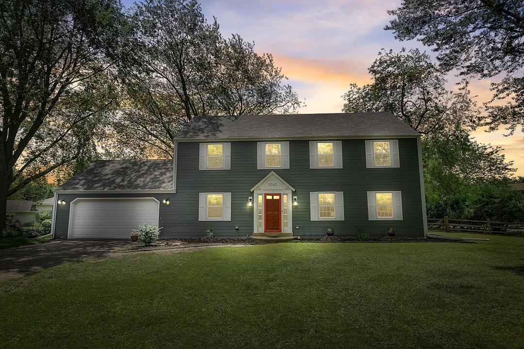 5045 Briarwood Ln., Caledonia, WI 53402