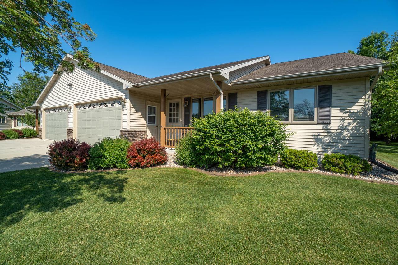 3707 Limestone Ct., Sheboygan, WI 53083
