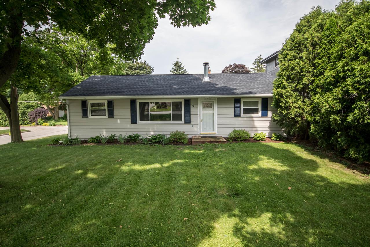 405 N 121st St., Wauwatosa, WI 53226