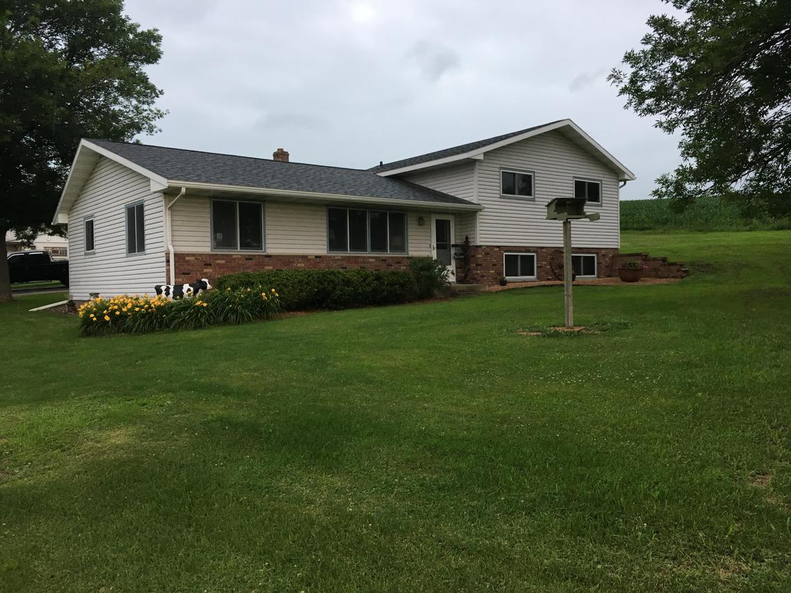 1000 Glomstad Rd., Holmen, WI 54636