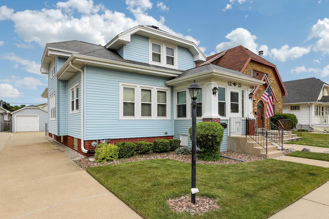 1221 William St., Racine, WI 53402