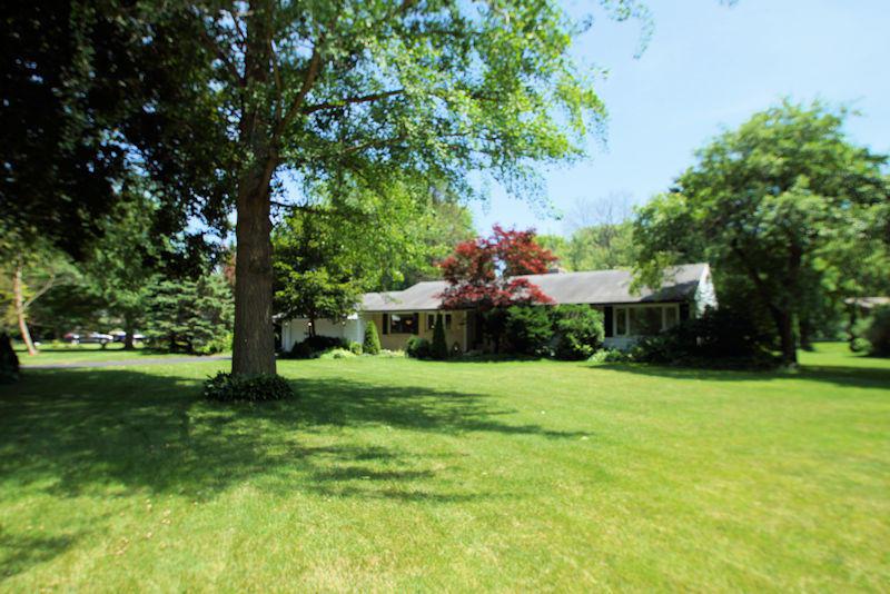 5650 S Bonnie Ln., Hales Corners, WI 53130