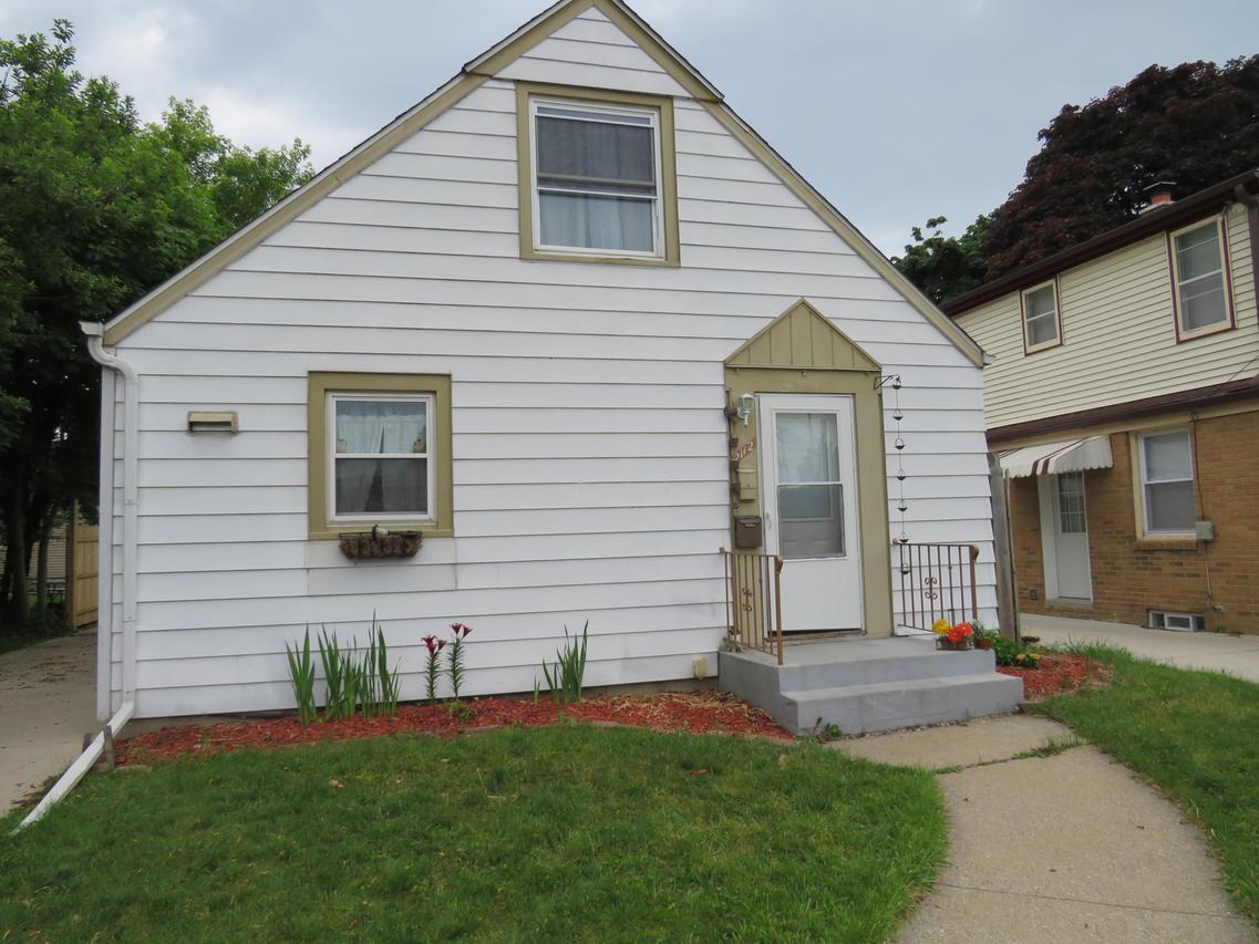 2112 Kearney Ave., Racine, WI 53403