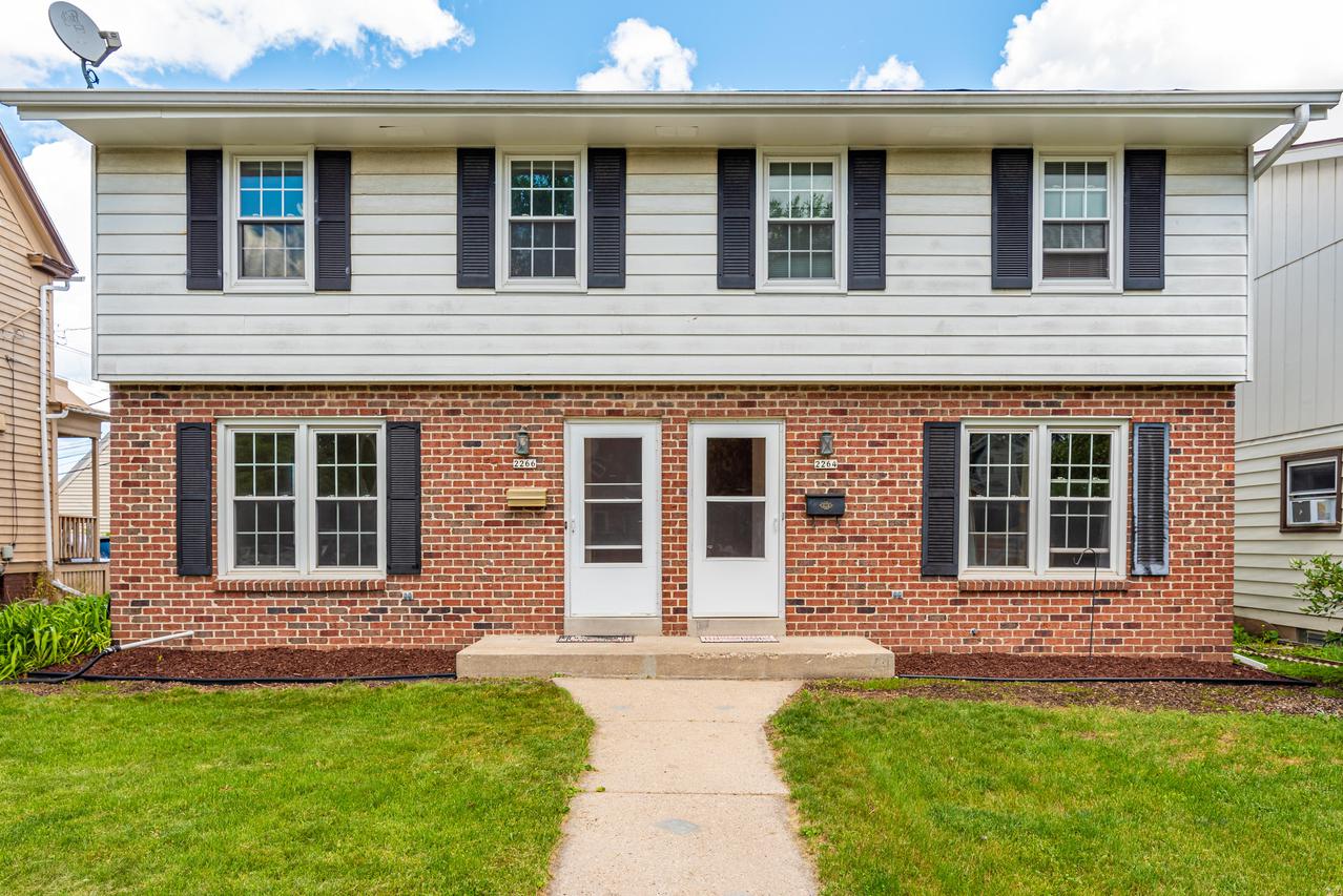 2264-2266 Lefeber Ave., Wauwatosa, WI 53213