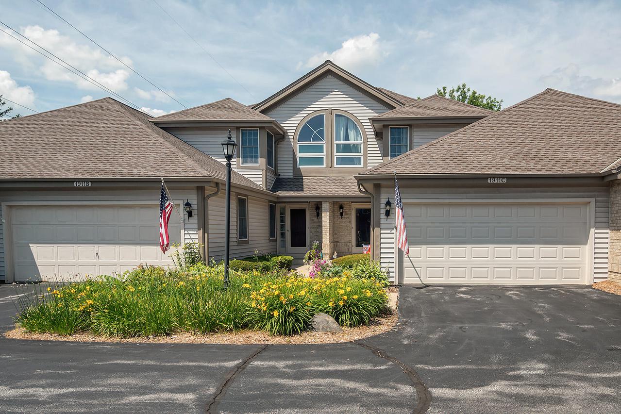 1911 Springbrook #C, Waukesha, WI 53186