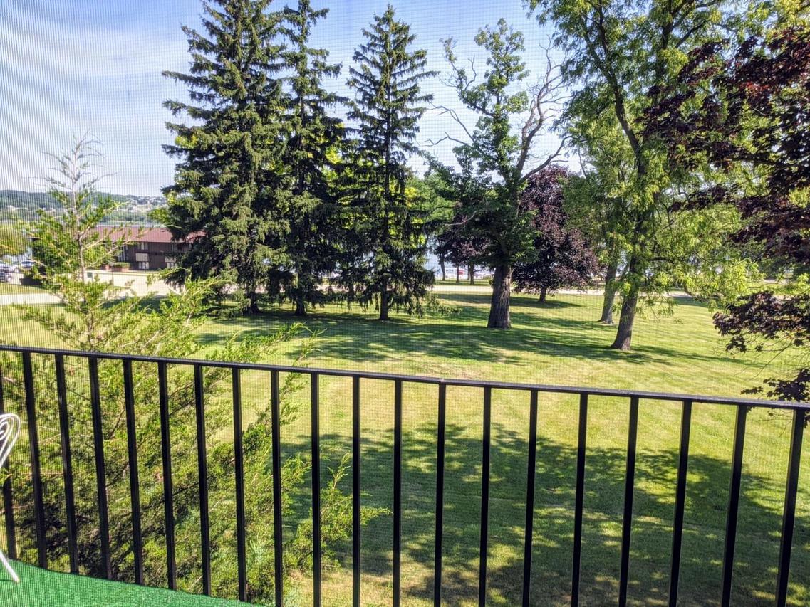 13 Interlaken Dr. #8, Geneva, WI 53147
