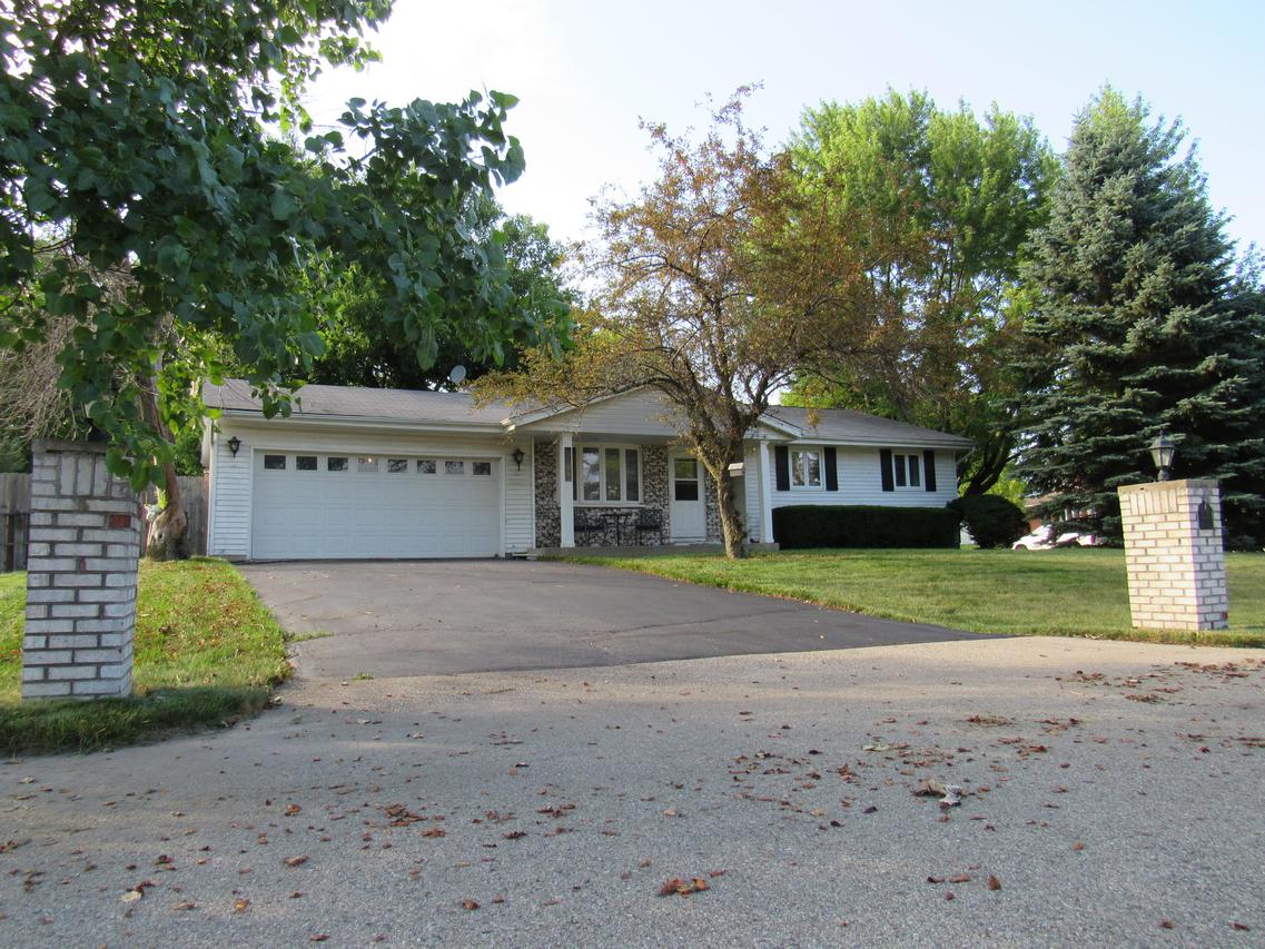 5100 Kings Cir., Racine, WI 53406