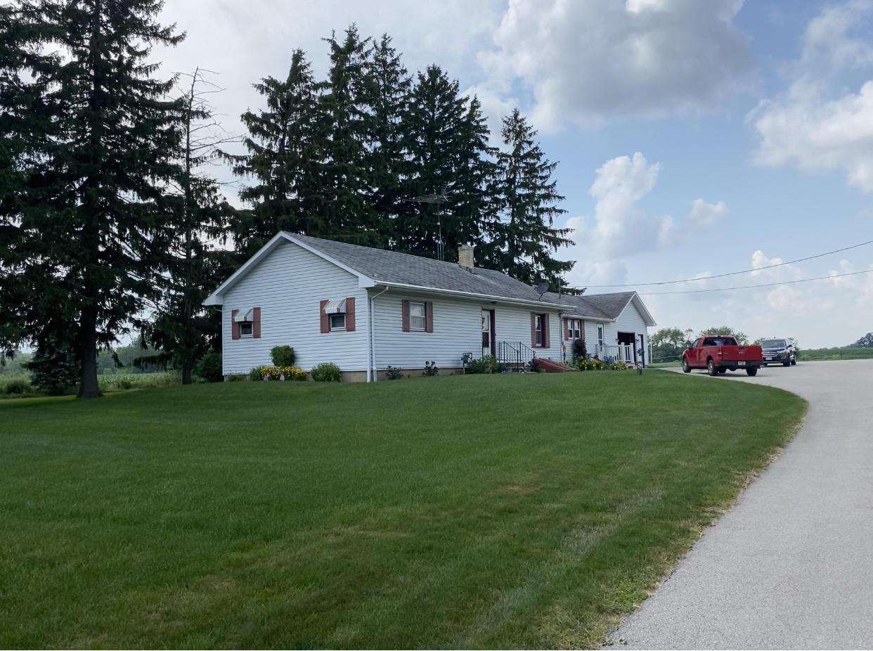 7938 W Creek  Rd., Darien, WI 53115