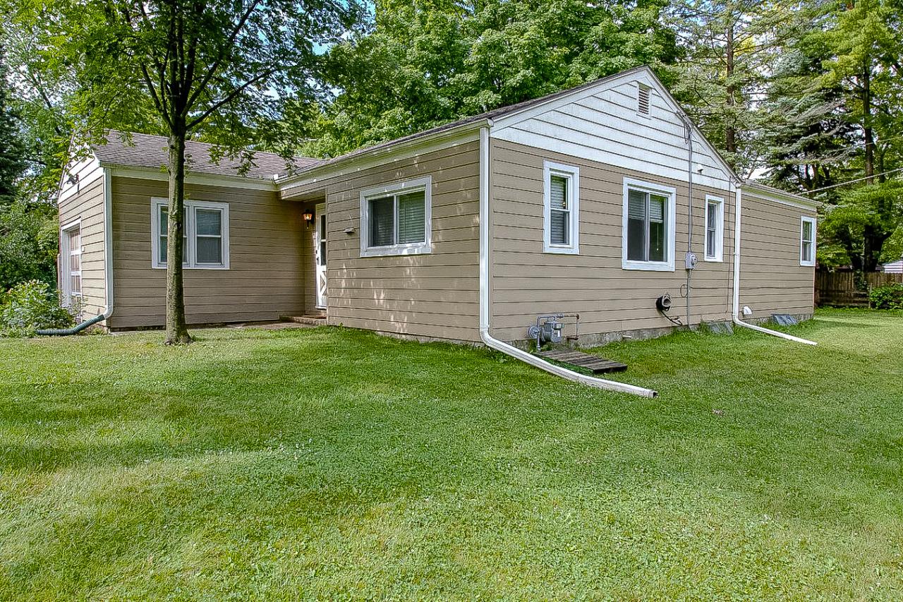 7839 N 45th St, Brown Deer, WI 53223