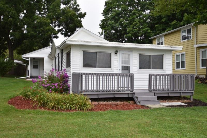 411 Andrews St., Mukwonago, WI 53149