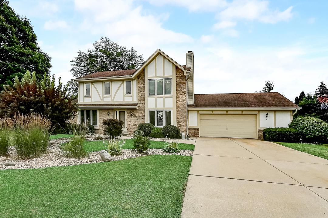 16565 W Melody Dr., New Berlin, WI 53151