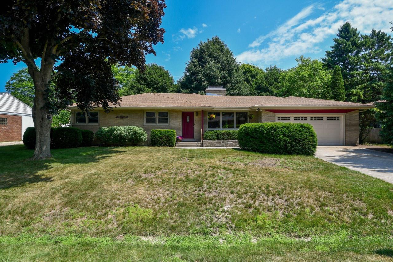 5109 Ruby Ave., Caledonia, WI 53402