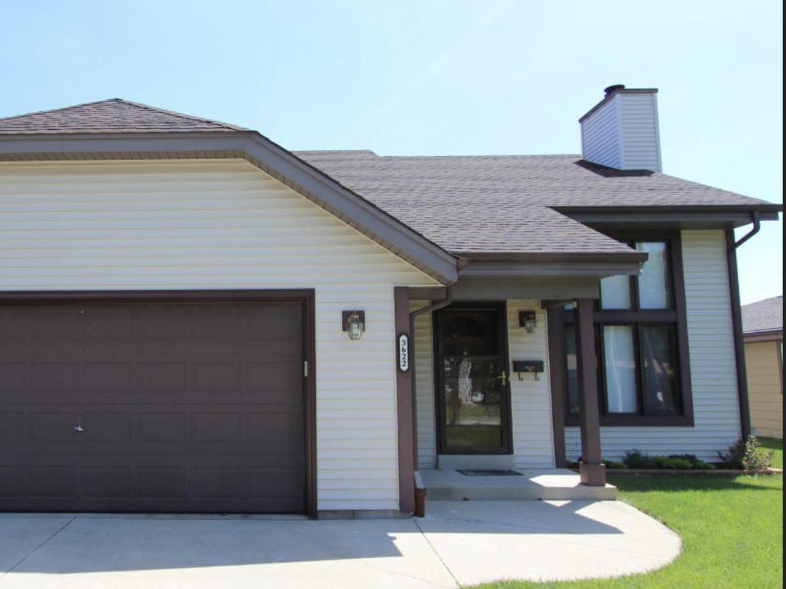 3622 S 96th St, Milwaukee, WI 53228