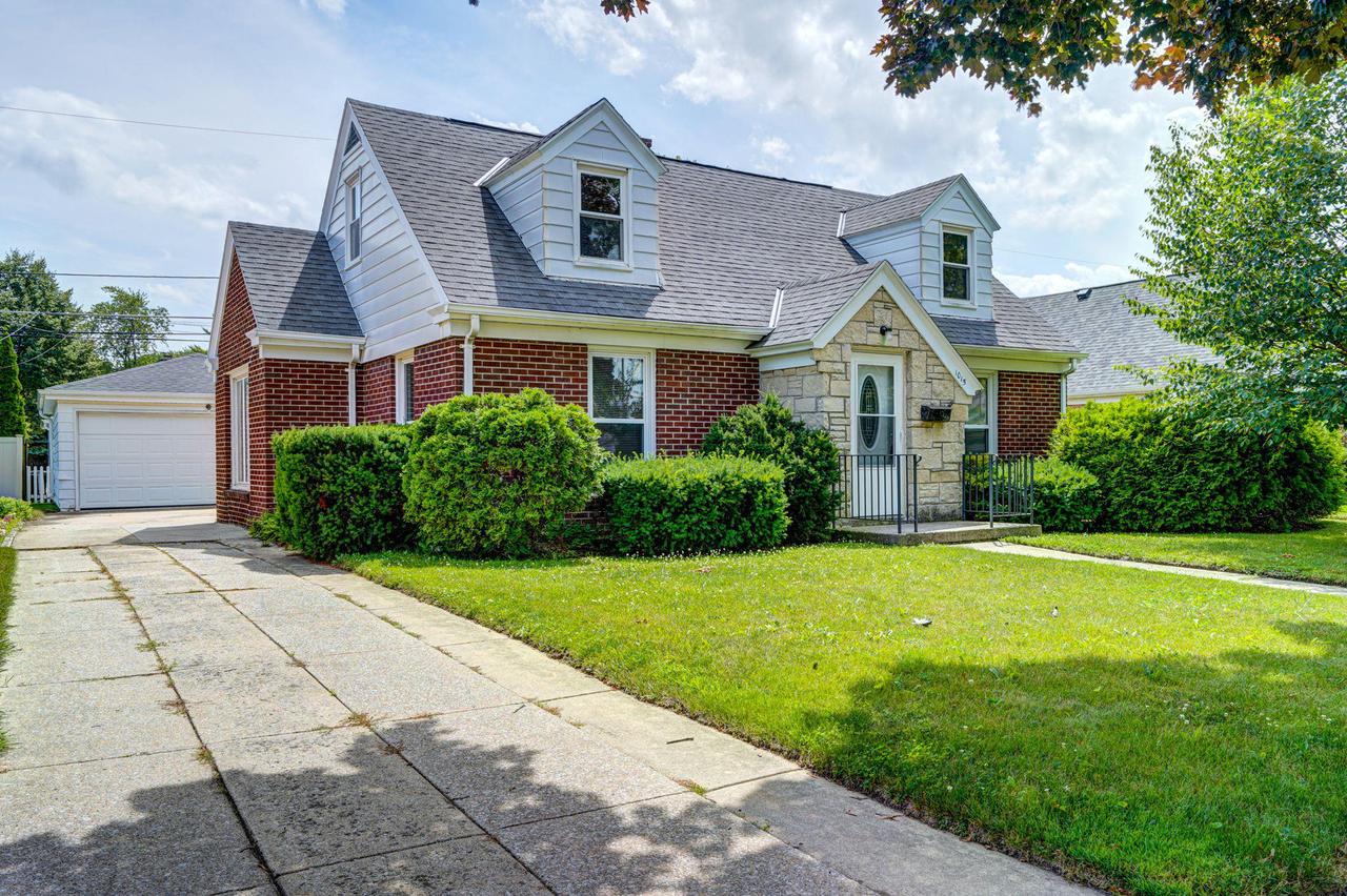 1015 Kingston Ave., Racine, WI 53402