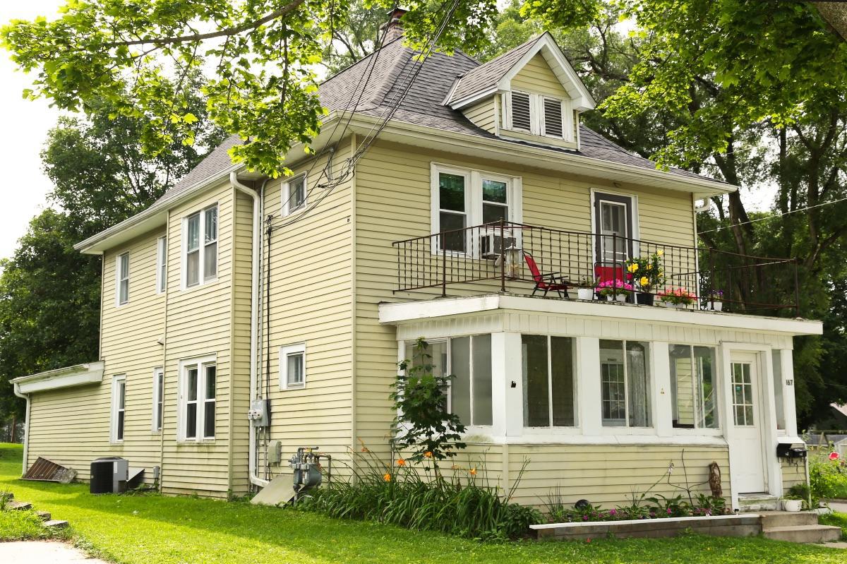 167 Tenny Ave., Waukesha, WI 53186