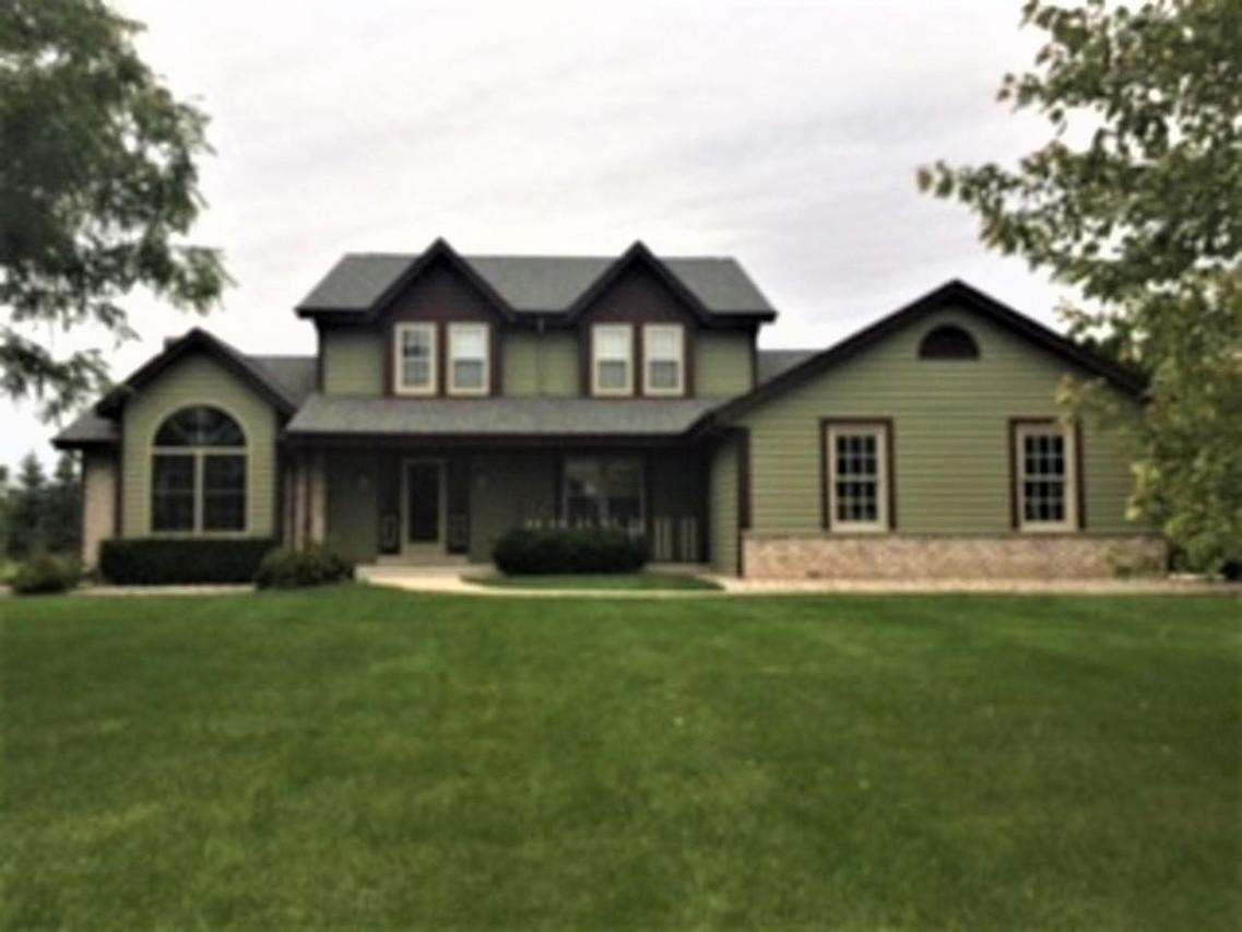 8915 Oriole Ln., Racine, WI 53185