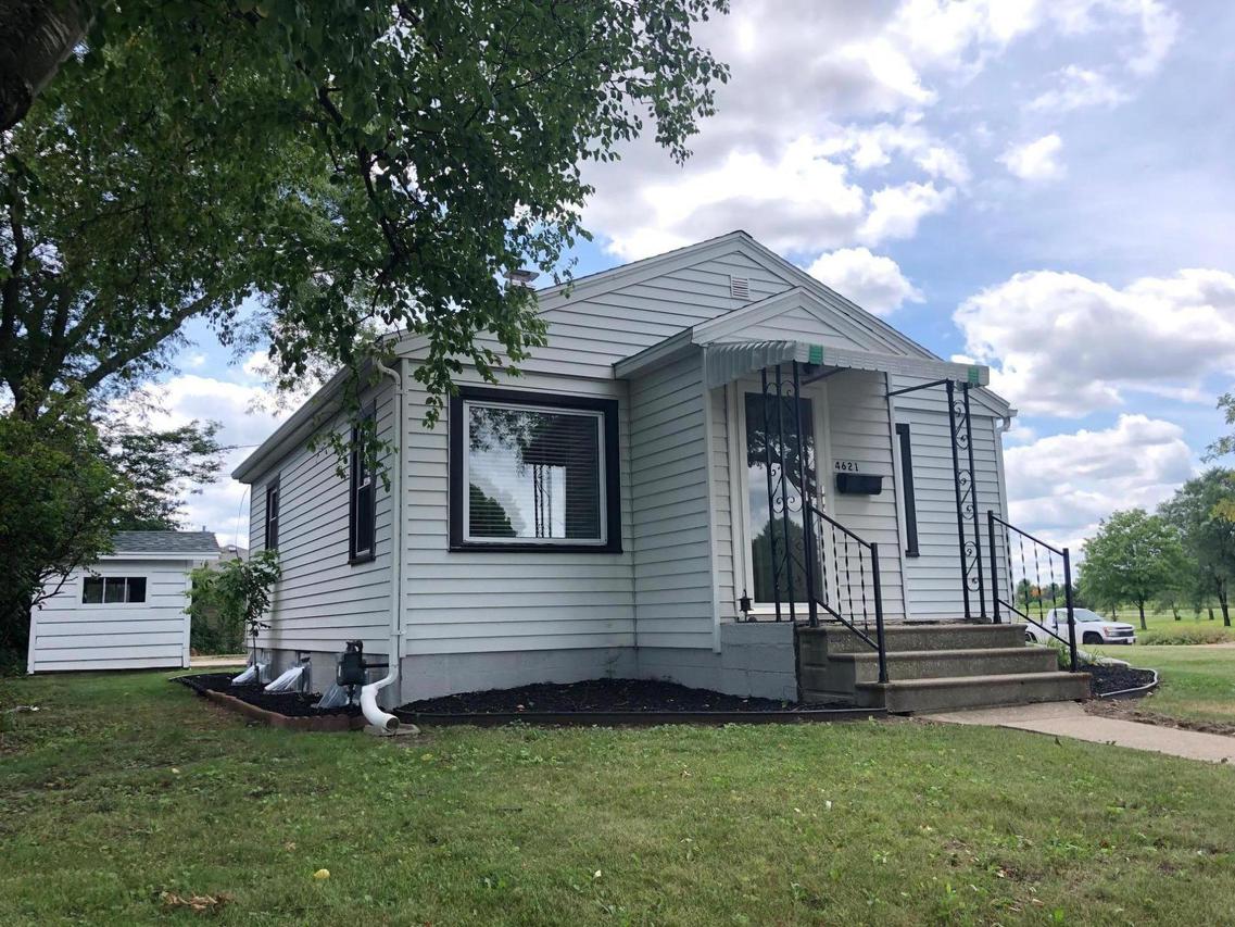 4621 Olive, Racine, WI 53405