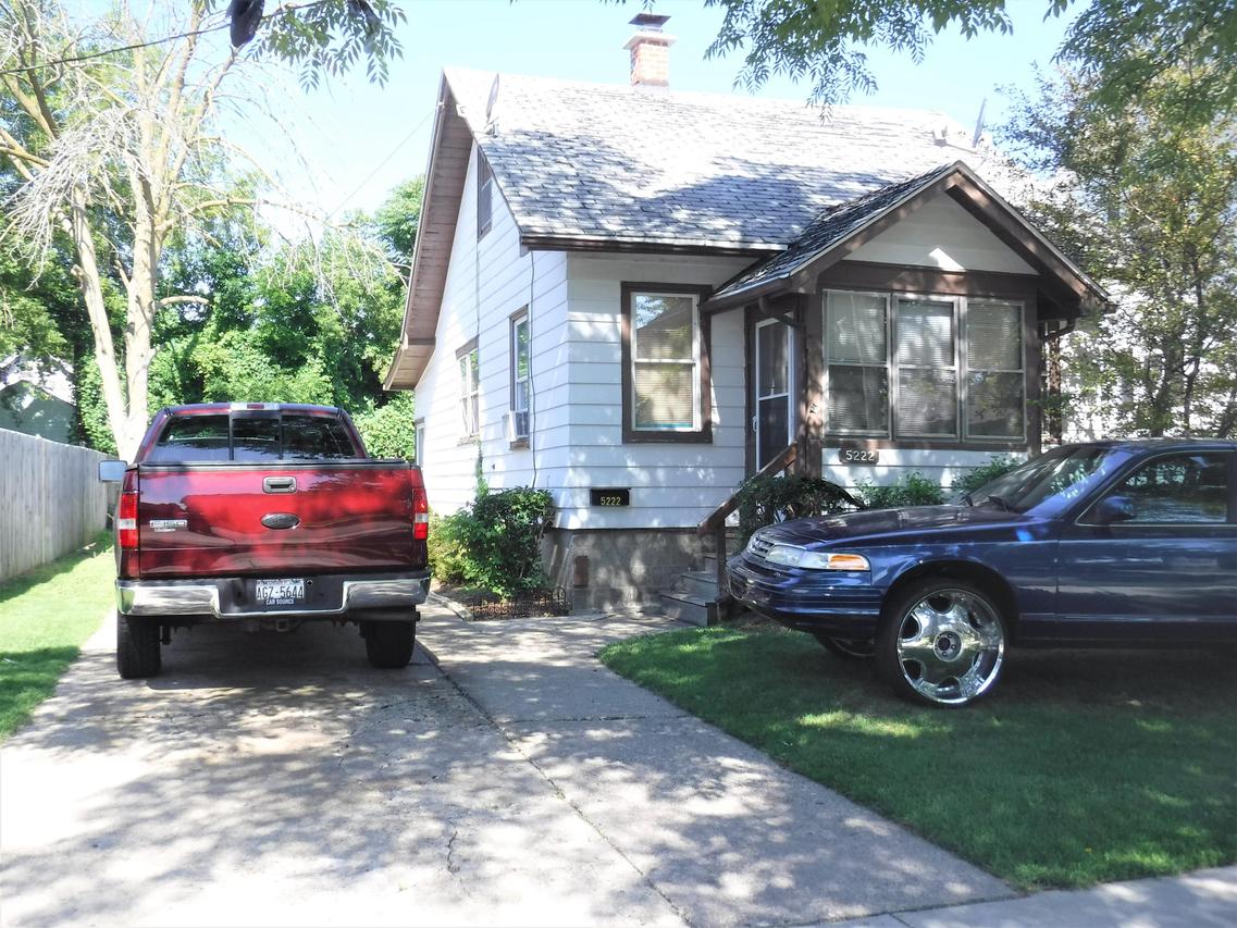 5222 32nd Ave., Kenosha, WI 53144