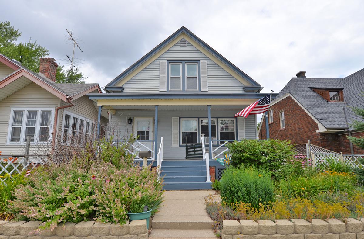 3510 Wright Ave, Racine, WI 53405