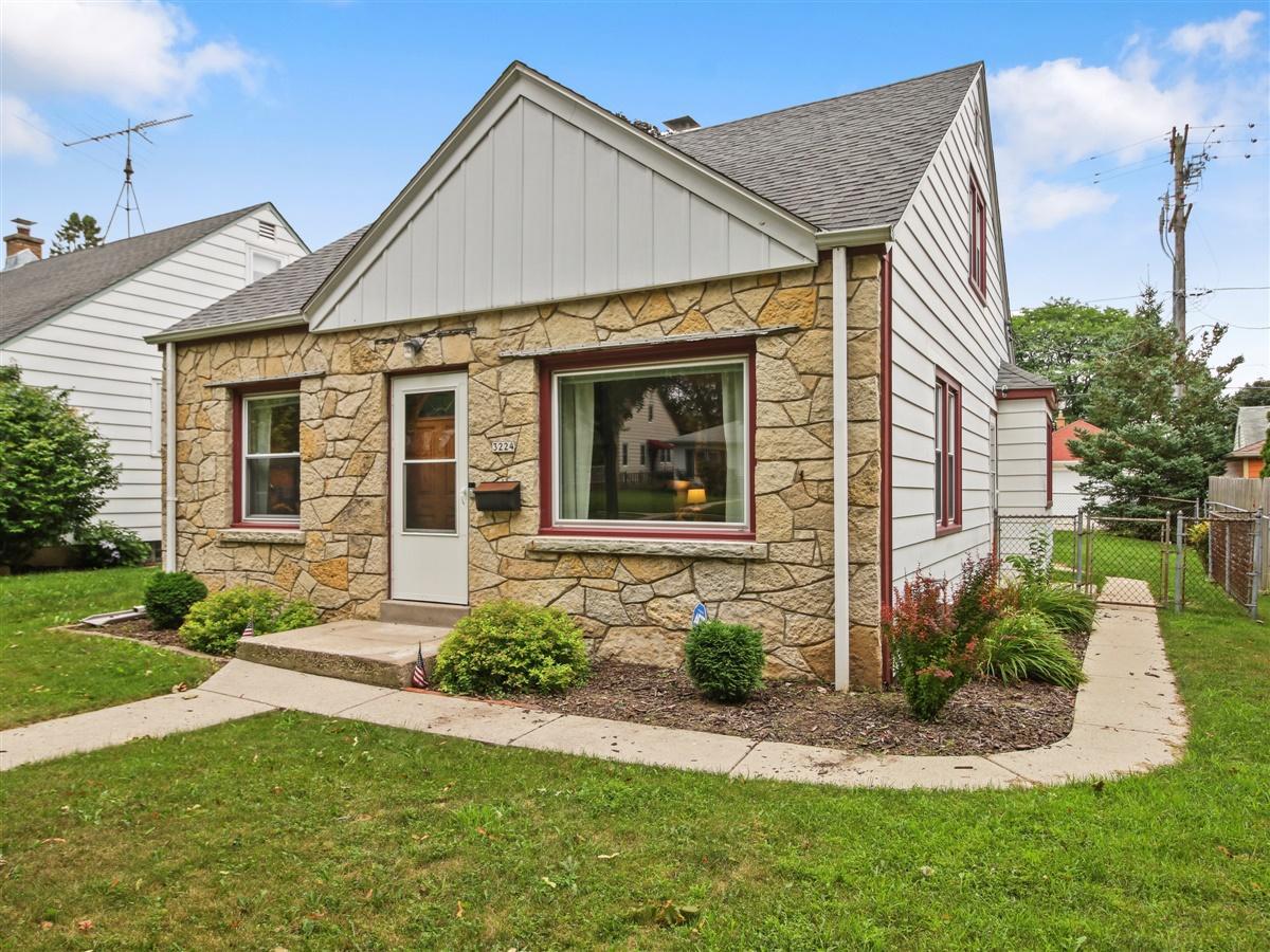 3224 N 78th St., Milwaukee, WI 53222