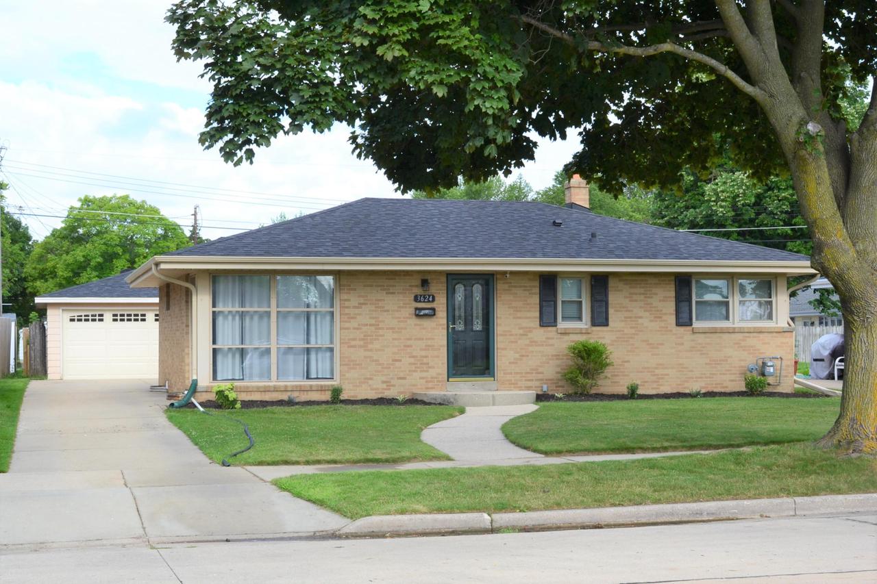 3624 Charles St, Racine, WI 53402
