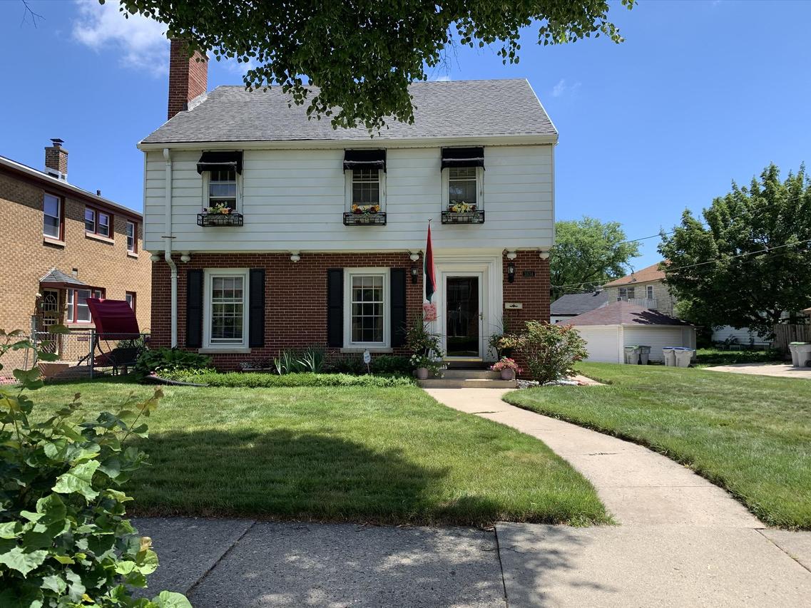3834 N 42nd St, Milwaukee, WI 53216