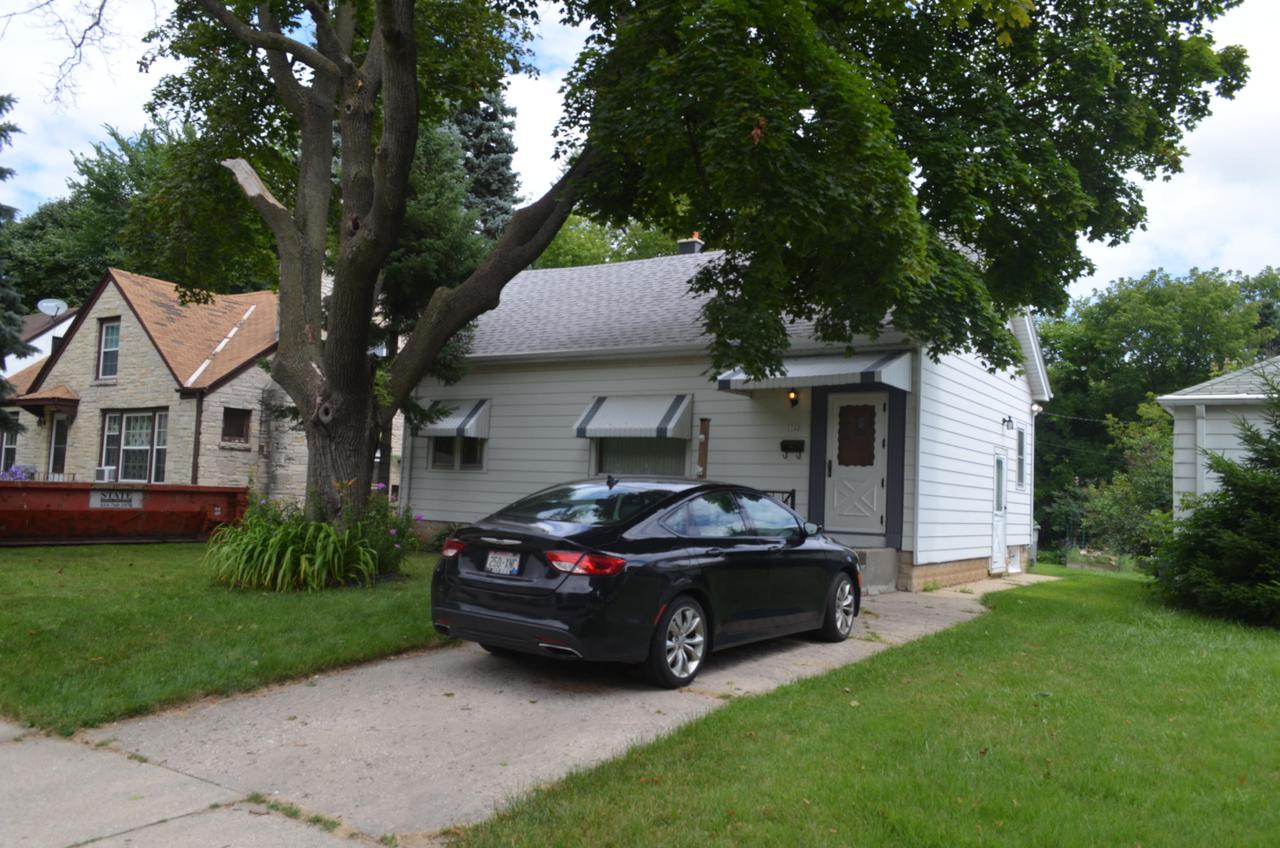 5322 N 51st Blvd., Milwaukee, WI 53218
